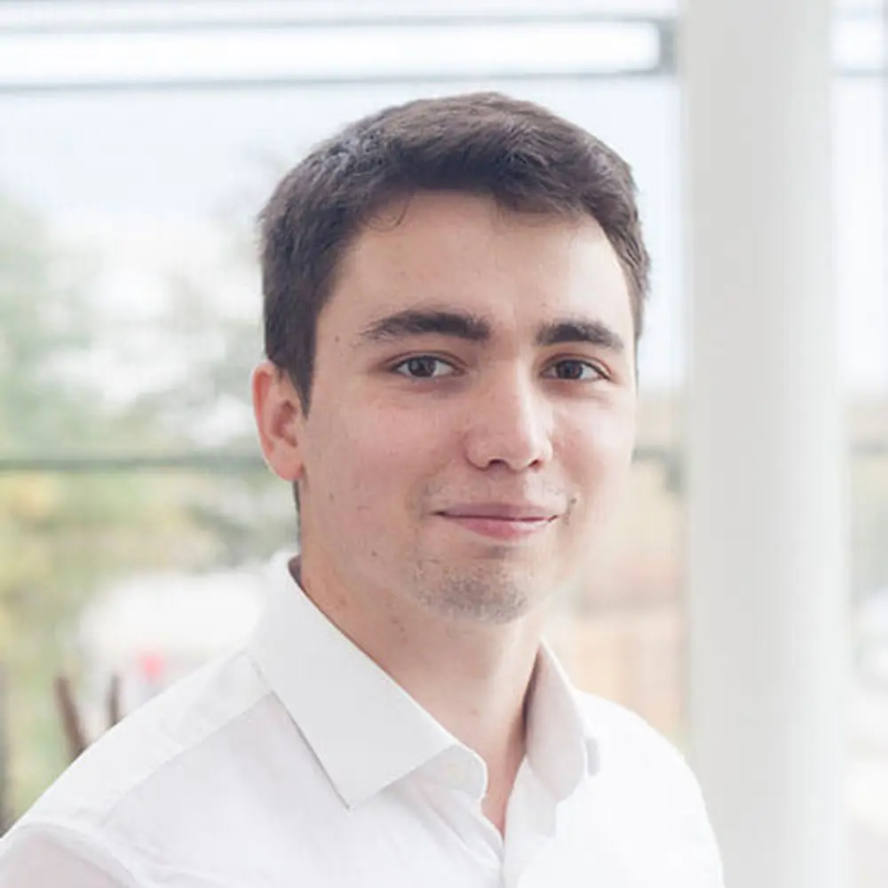 Dr Vicentiu-Iulian Savu